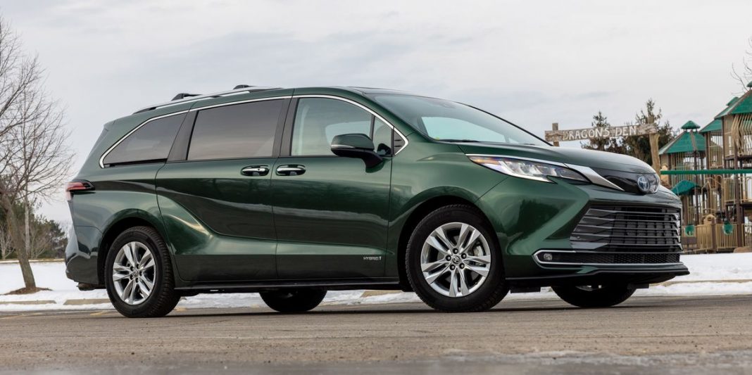 2024 Toyota Sienna Review, Pricing, and Specs